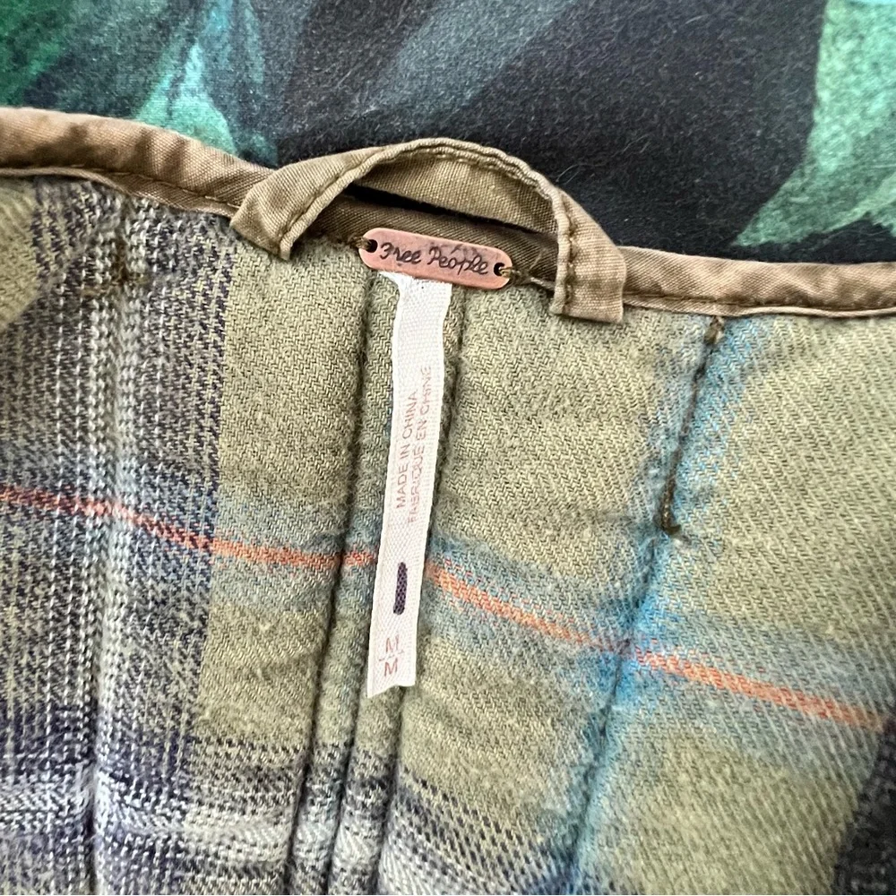 FREE PEOPLE PLAID JACKET - Picture 10 of 10